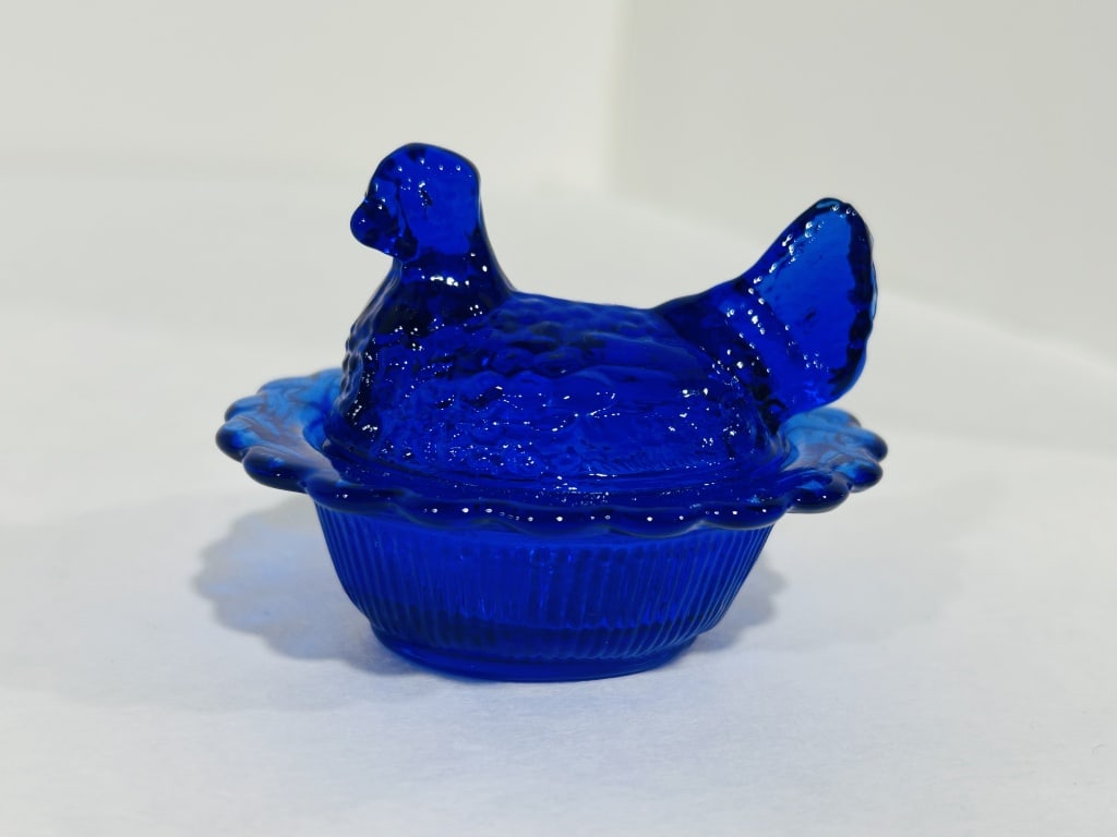 MOSSER MINI COBALT HEN ON NEST: .
