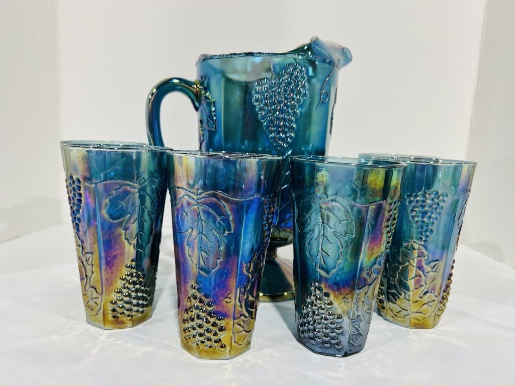 INDIANA CARNIVAL GLASS PITCHER & GLASSES (1 of 16)