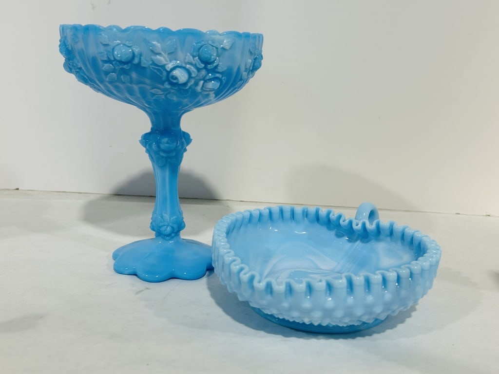 FENTON CABBAGE ROSE BLUE SLAG PEDESTAL COMPOTE (1 of 7)