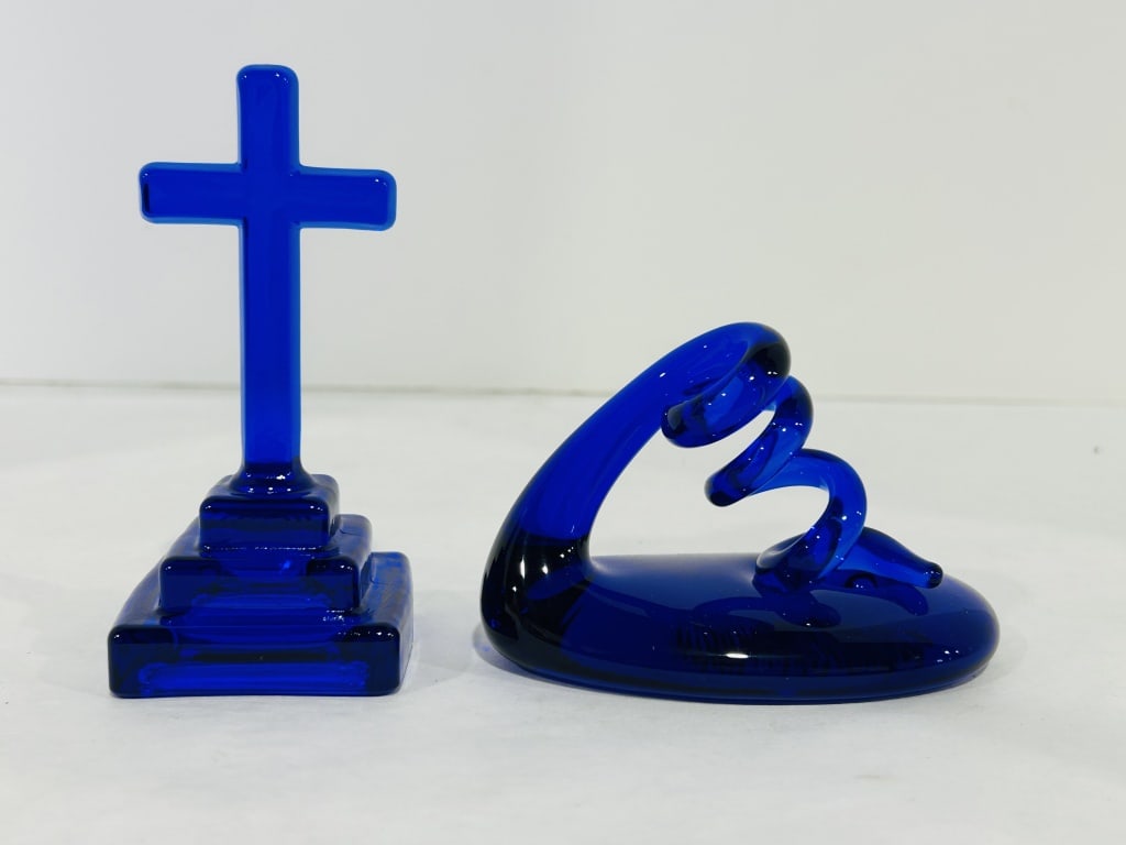 MOSSER COBALT CROSS AND PEN HOLDER: .