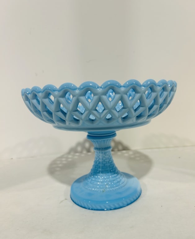 BLUE SLAG BASKETWEAVE FOOTED FRUIT BOWL: .