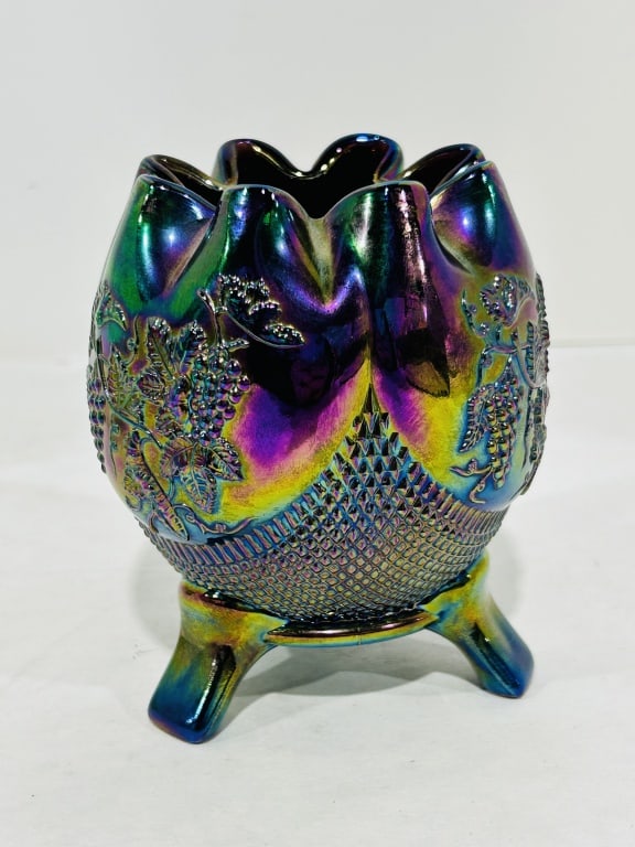 FENTON LEVAY AMETHYST CARNIVAL ROSE BOWL (1 of 4)