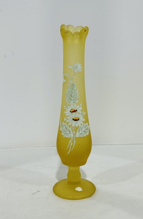 HANDPAINTED FLORAL BUD VASE: .
