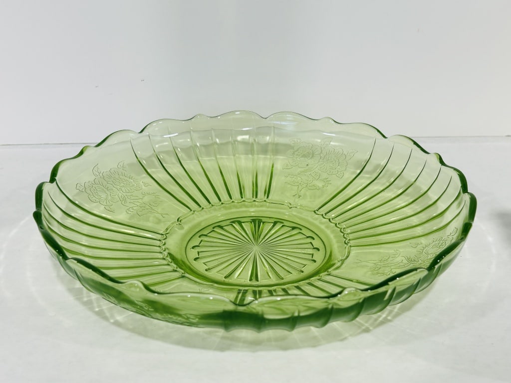 URANIUM SERVING TRAY - 3