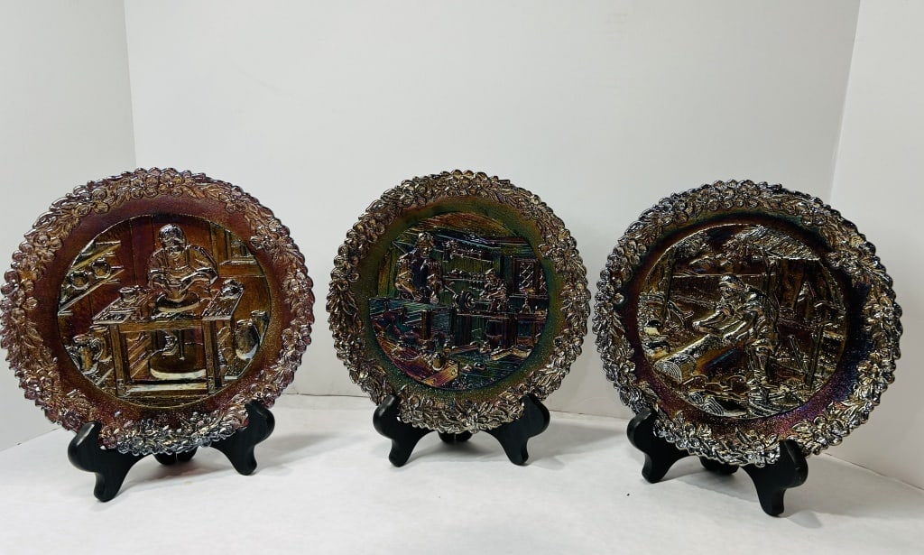 Fenton American Craftsman Series Commemorative Carnival Glass Plates (1 of 7)