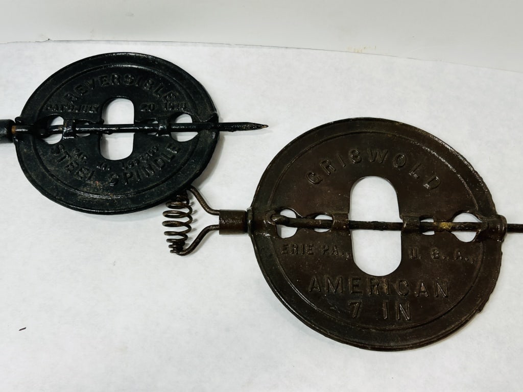 Two Griswold American Cast Iron Stove Pipe Flue Dampers (1 of 3)