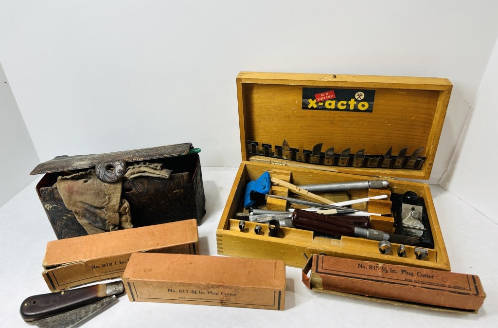 Vintage X-acto and Woodworking Tools including No. 86 Hobby Chest (1 of 5)