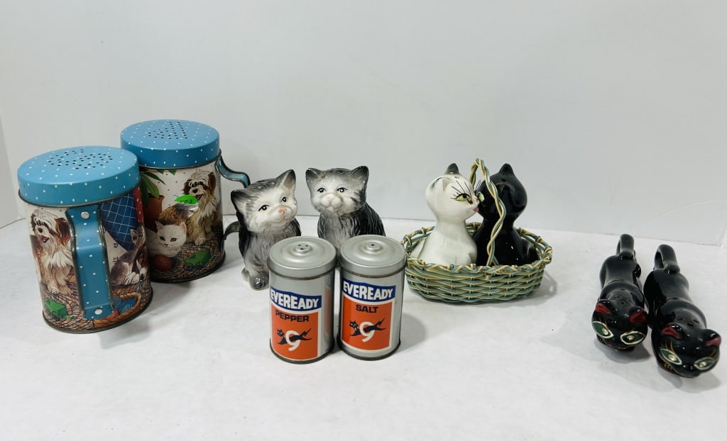 Vintage Ceramic and Lithographed Tin Salt and Pepper Shakers Featuring Cat and Dog Themes (1 of 6)
