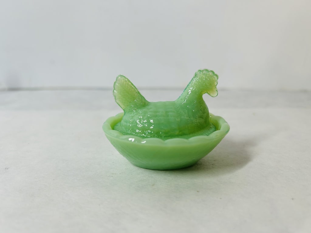 Miniature Jadeite Style Hen on Nest Glass Salt Cellar (1 of 2)