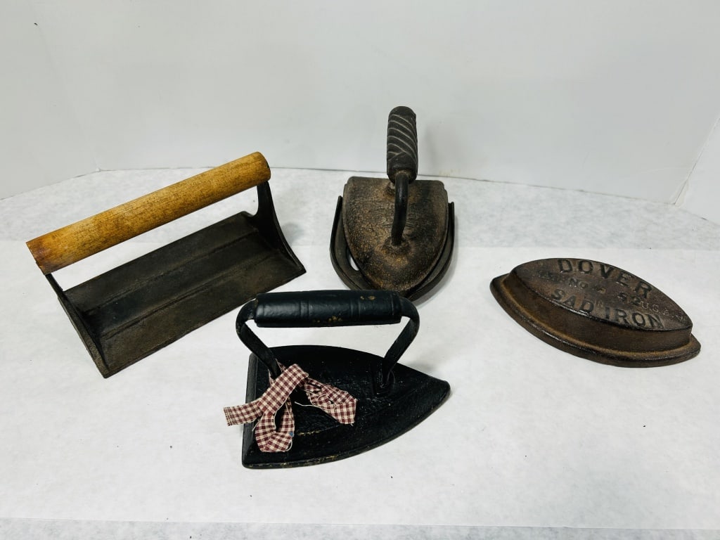 A Collection of Antique and Vintage Cast Iron Pressing Irons and Trivet (1 of 6)
