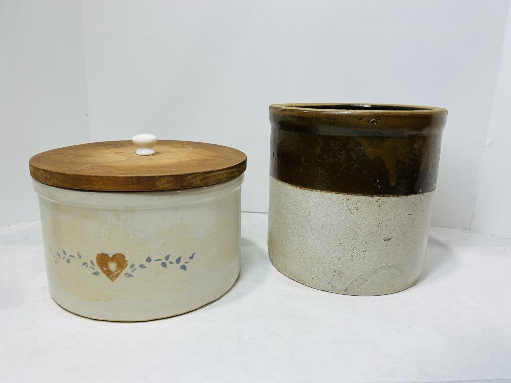 Two Pieces of American-Style Stoneware Including Lidded Canister and Two-Tone Crock (1 of 4)