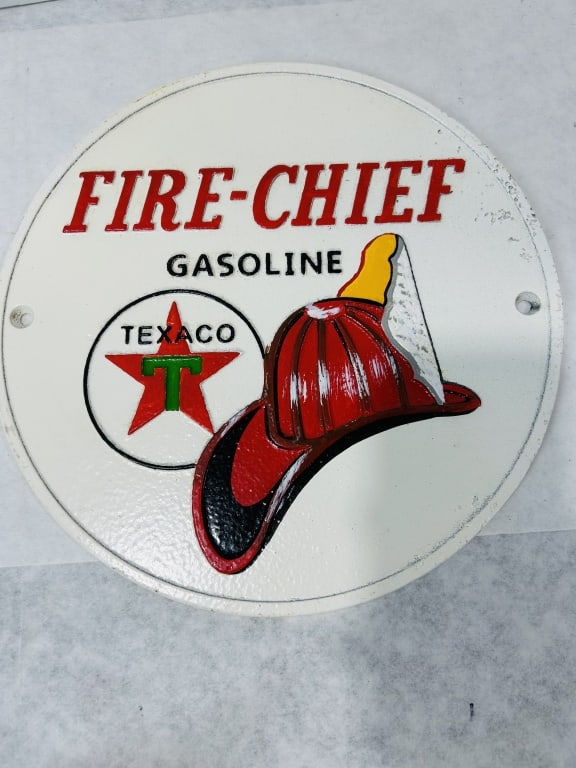 Texaco Fire-Chief Gasoline Advertising Plaque (1 of 2)