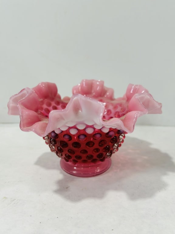 Cranberry Opalescent Hobnail Ruffled Bowl Attributed to Fenton Art Glass Company: This small decorative art glass bowl is attributed to the Fenton Art Glass Company. It features the signature hobnail pattern, consisting of uniform rows of raised, rounded protrusions on the exterior