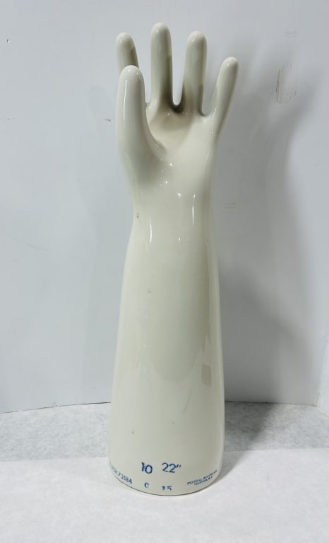 Vintage General Porcelain Manufacturing Co. Industrial Glove Mold, 1984: A vintage industrial porcelain glove mold manufactured by the General Porcelain Manufacturing Company of Trenton, New Jersey. The piece is modeled as a realistic right human hand and forearm in an upr