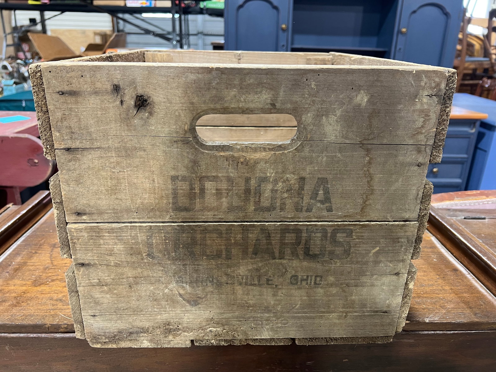 DOUDNA ORCHARDS APPLE CRATE - 3
