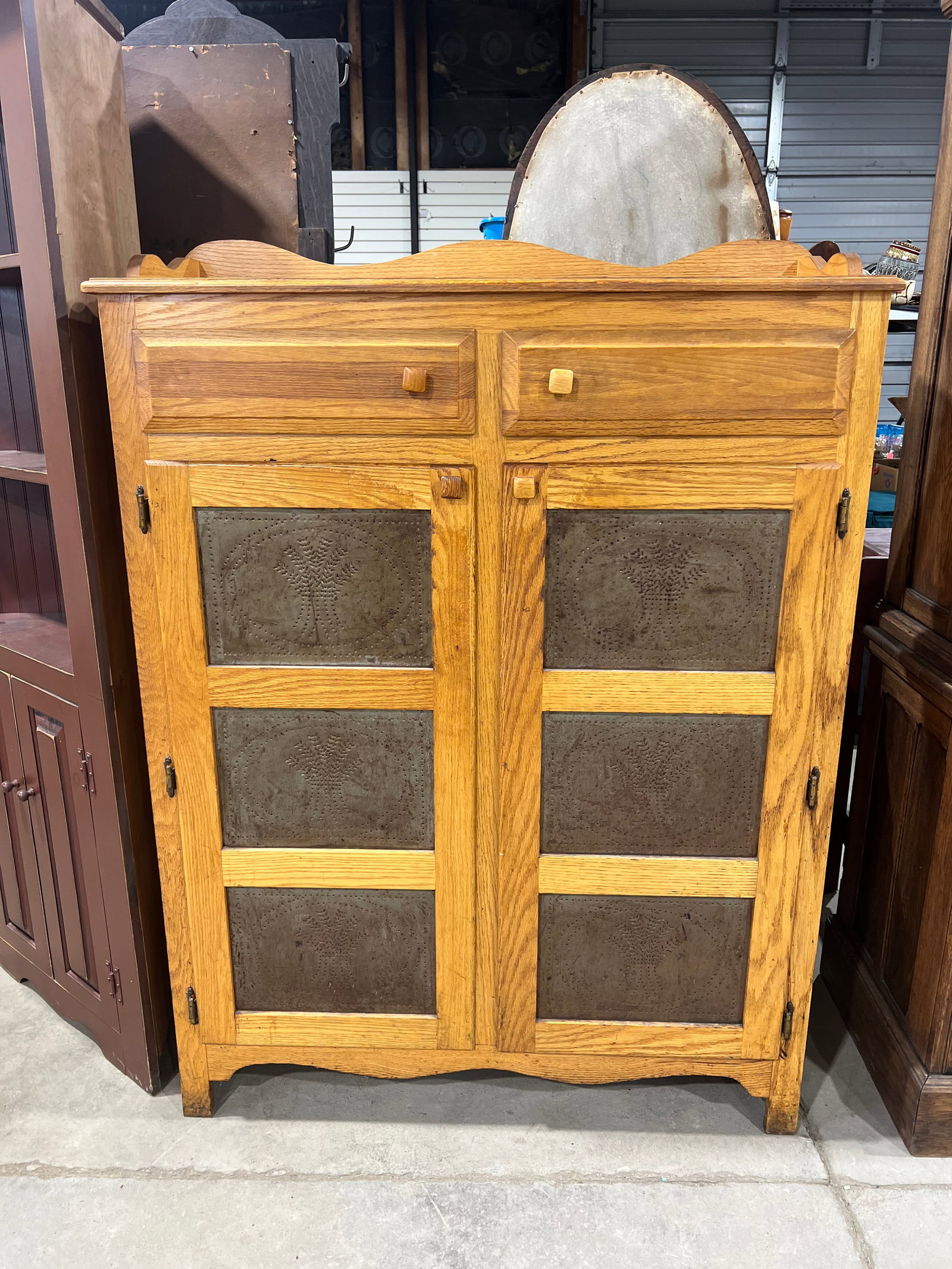 EARLY AMERICAN STYLE PIE SAFE (1 of 3)