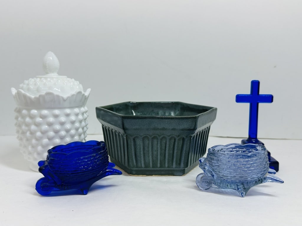 MOSSER GLASS AND POTTERY COLLECTION, MID-CENTURY (1 of 5)