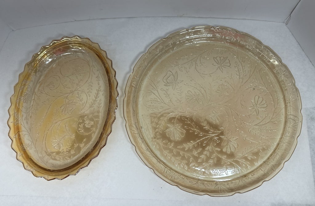 JEANNETTE FLORAGOLD IRIDESCENT GLASS DISHES (1 of 5)