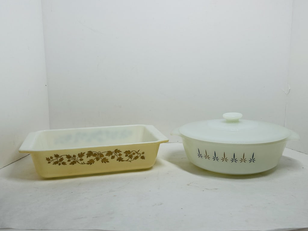 TWO PYREX AND FIRE-KING CASSEROLES (1 of 7)