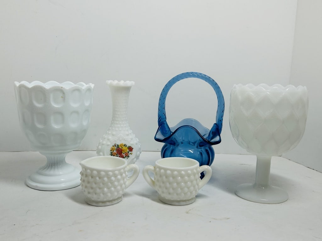 BRODY AND ASSORTED VINTAGE GLASSWARE, 1960S (1 of 12)