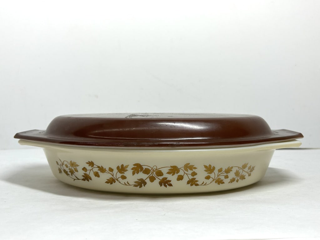 PYREX WOODLAND OVAL CASSEROLE, 1978-1983 (1 of 4)