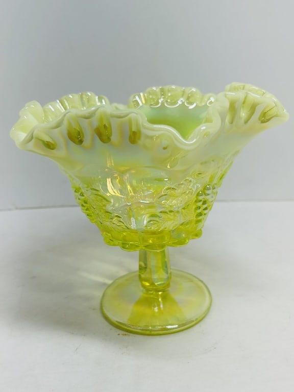 WESTMORELAND VASELINE GRAPE COMPOTE, MID-20TH CENTURY (1 of 4)