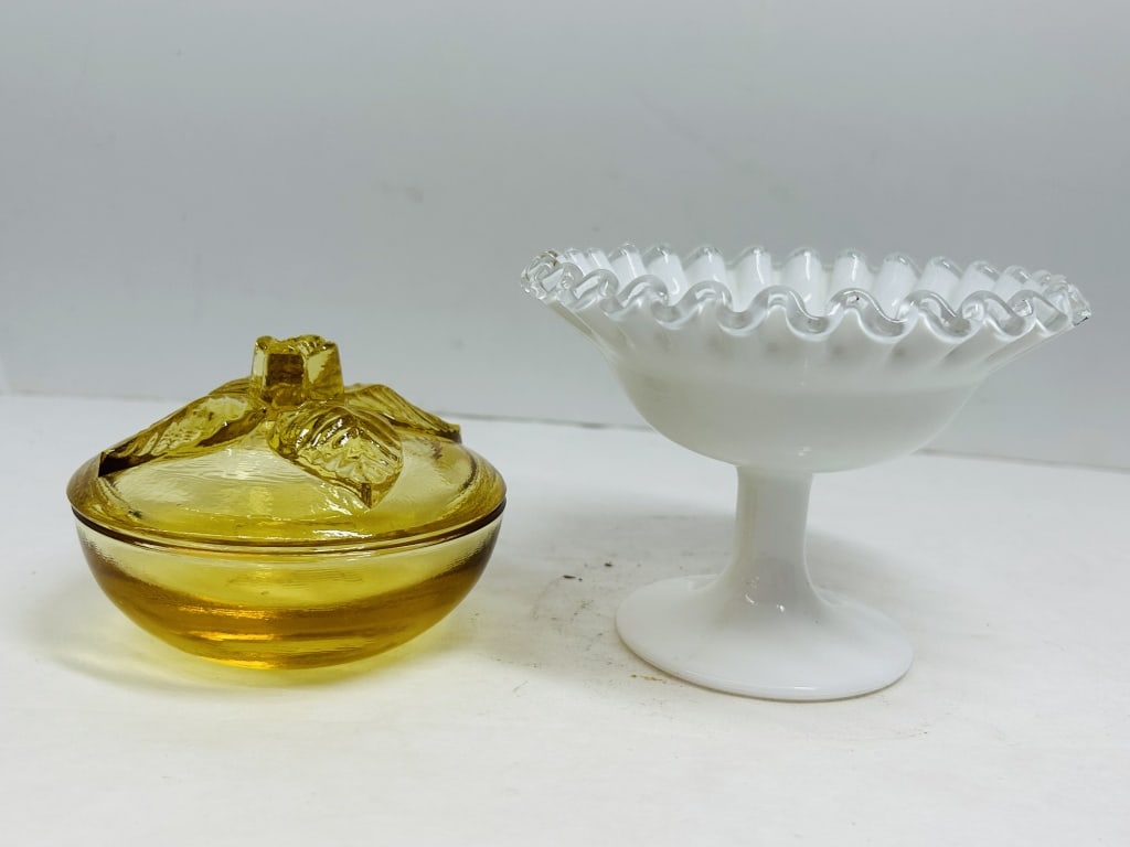 HAZEL-ATLAS AND FENTON GLASS, 1970S (1 of 7)