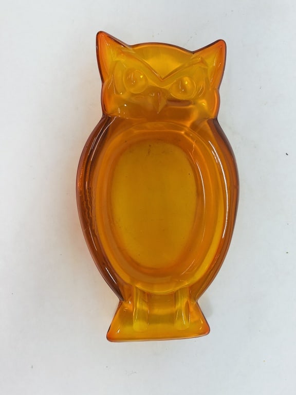 VIKING ATTRIBUTED AMBER GLASS OWL DISH, 1970 (1 of 3)