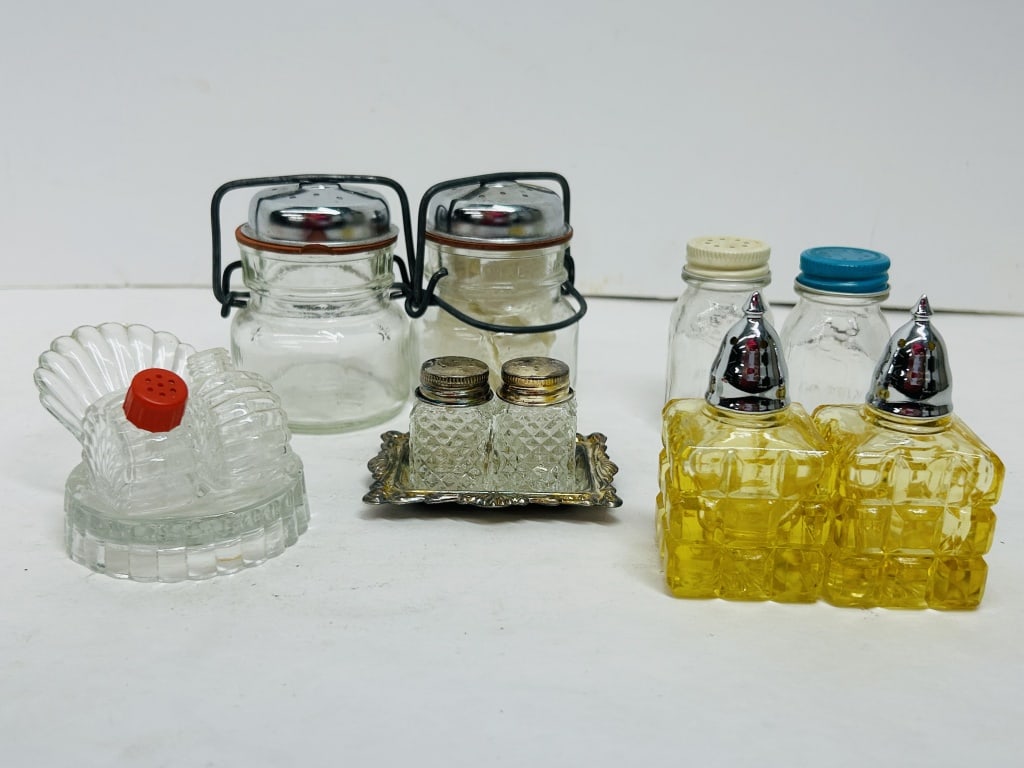 BALL AND ASSORTED GLASS SHAKERS (1 of 7)
