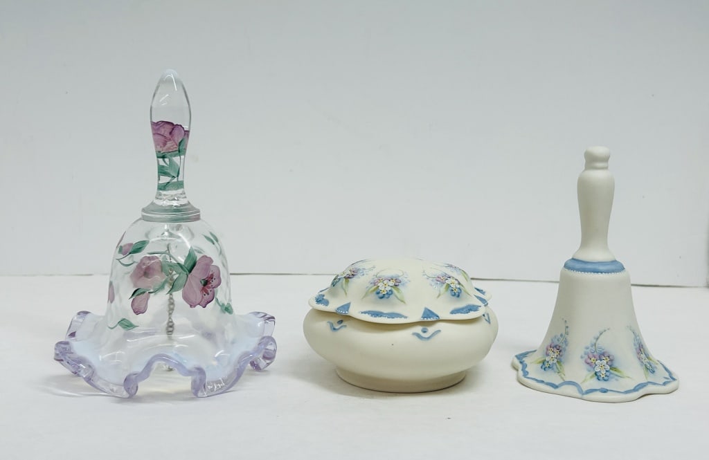 FENTON GLASS AND PORCELAIN TRIO, 1982 (1 of 9)