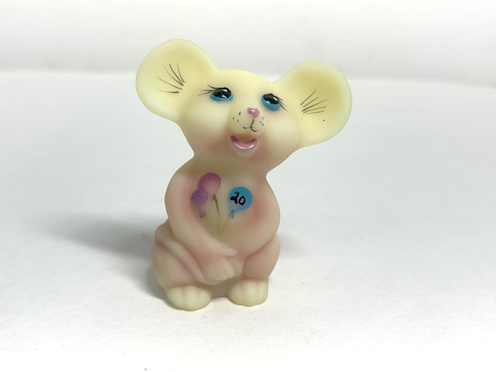 FENTON CUSTARD GLASS MICE, 1990-2010 (1 of 8)