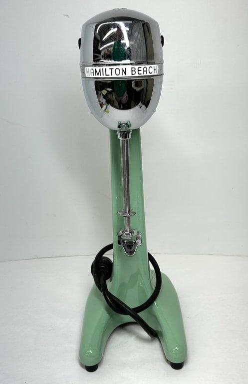 HAMILTON BEACH MODEL 30 ENAMELLED MIXER (1 of 6)