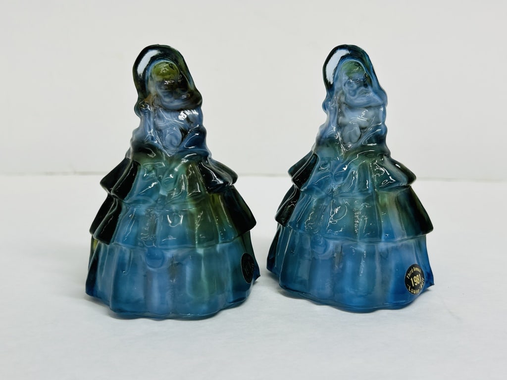 BOYD SLAG GLASS LOUISE FIGURINES, 1981 (1 of 6)