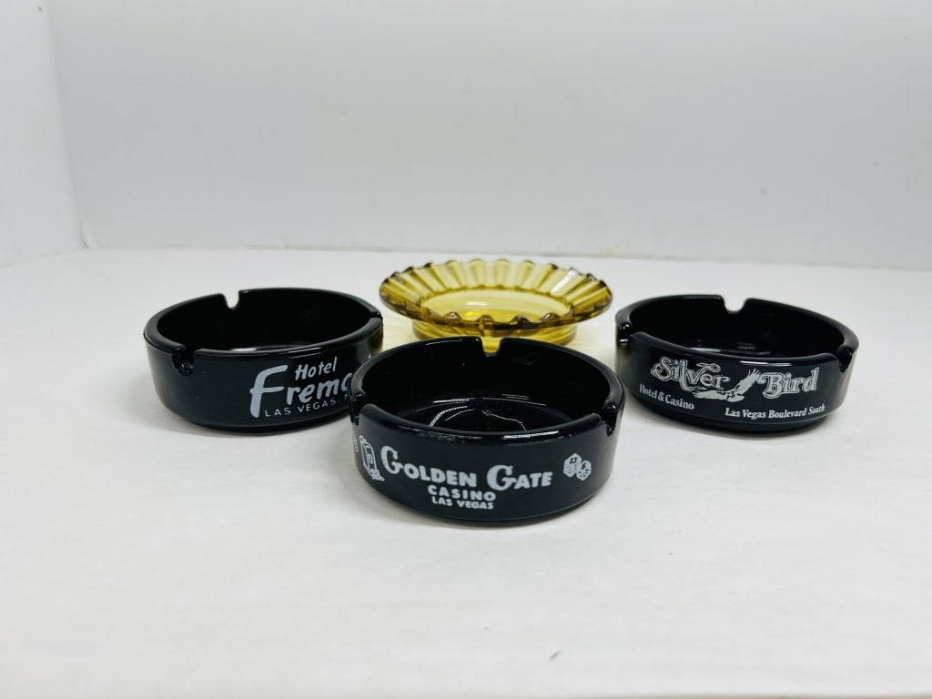 LAS VEGAS CASINOS, GLASS ASHTRAYS, 20TH CENTURY (1 of 6)