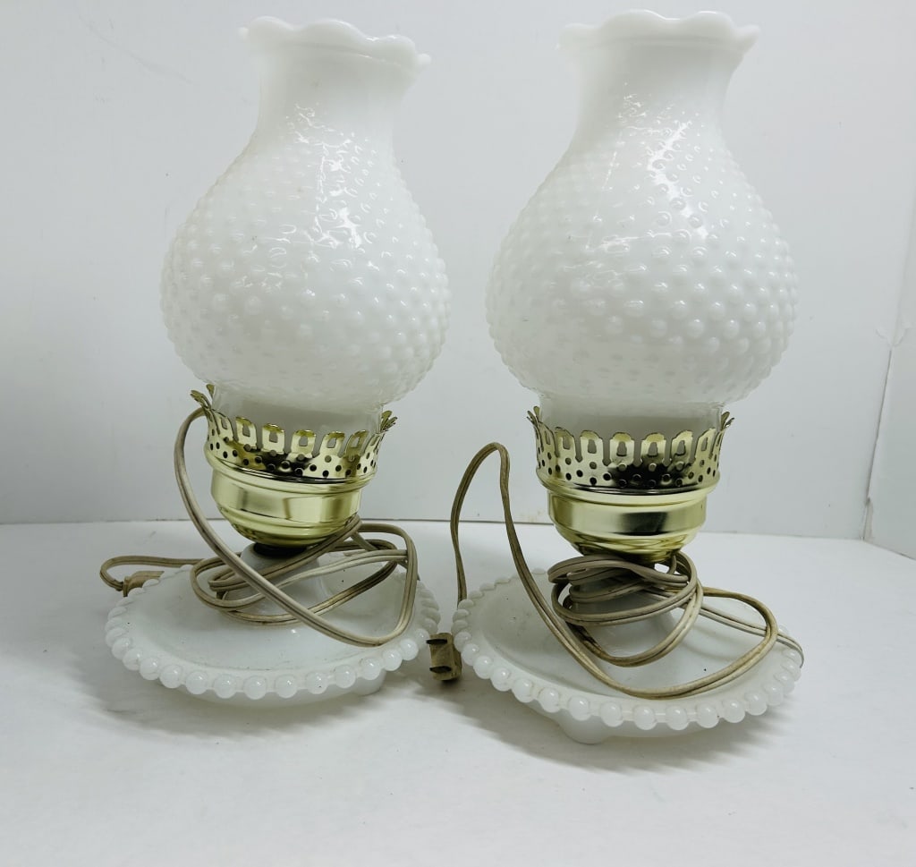 FENTON HOBNAIL MILK GLASS LAMPS, MID-CENTURY (1 of 5)