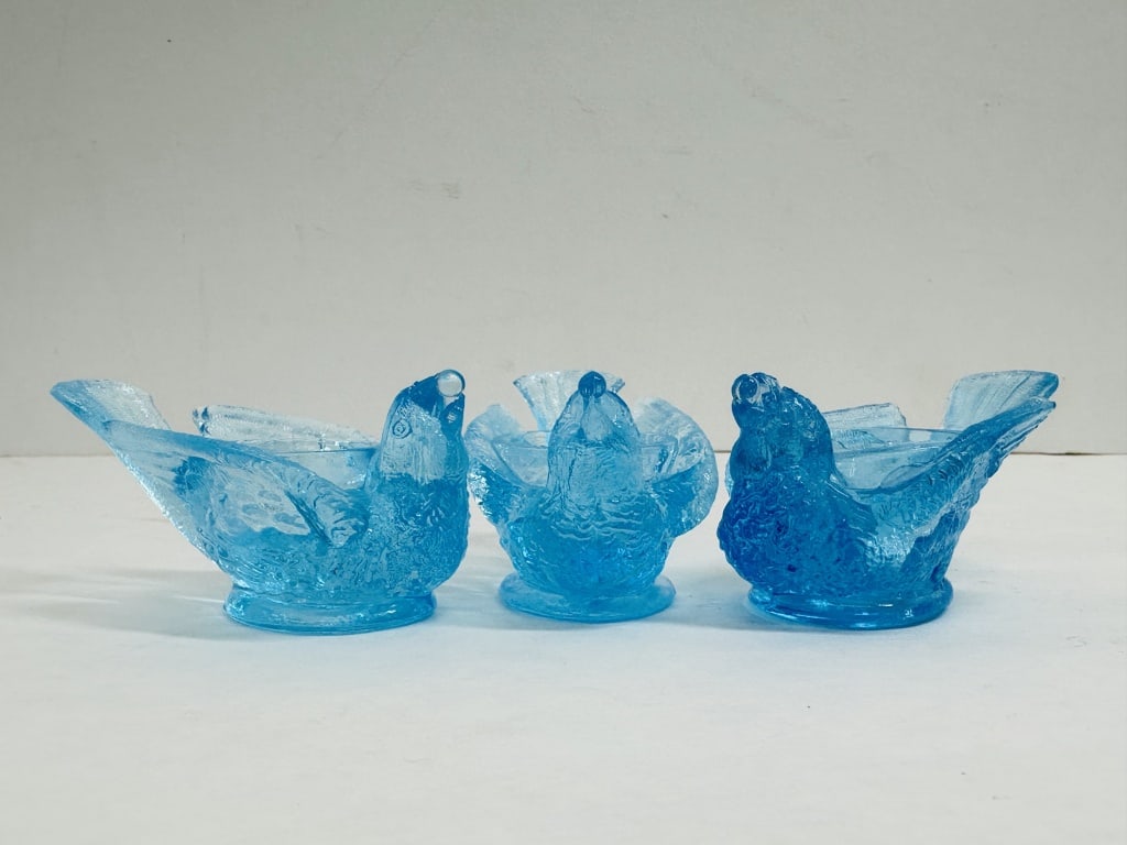 DEGENHART BLUE GLASS BIRD SALTS (1 of 6)