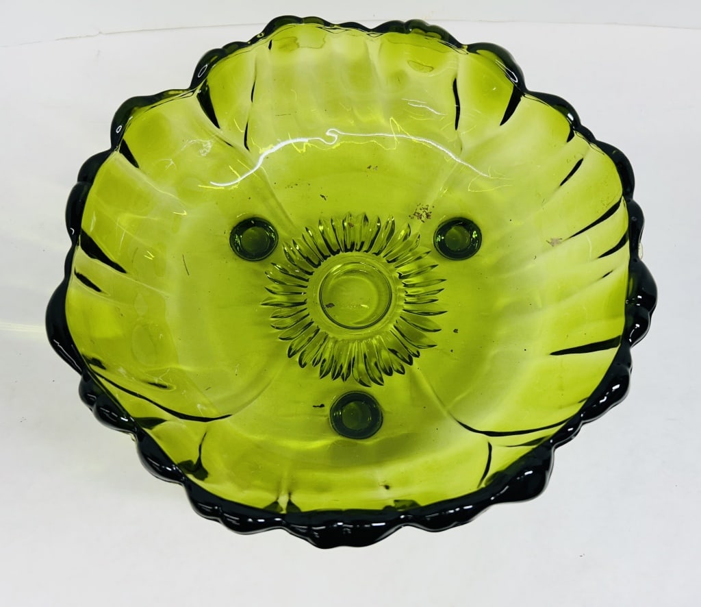 INDIANA GLASS GREEN SUNBURST BOWL, MID-CENTURY (1 of 4)