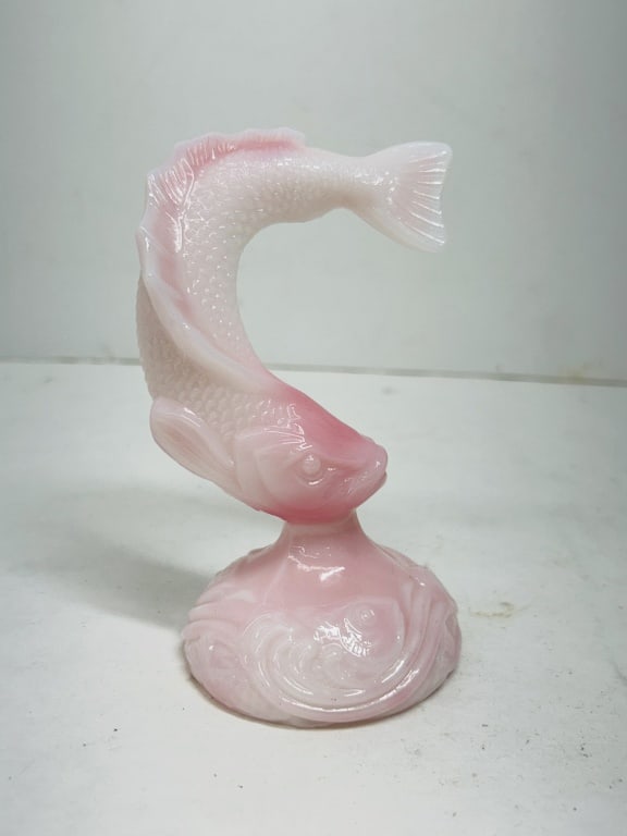 FENTON ROSALENE GLASS LEAPING FISH, 307/2000: Fenton Art Glass Company limited edition figurine crafted from pink and white Rosalene slag glass. The base is hand-numbered 307/2000 and retains the original silver foil maker label.
