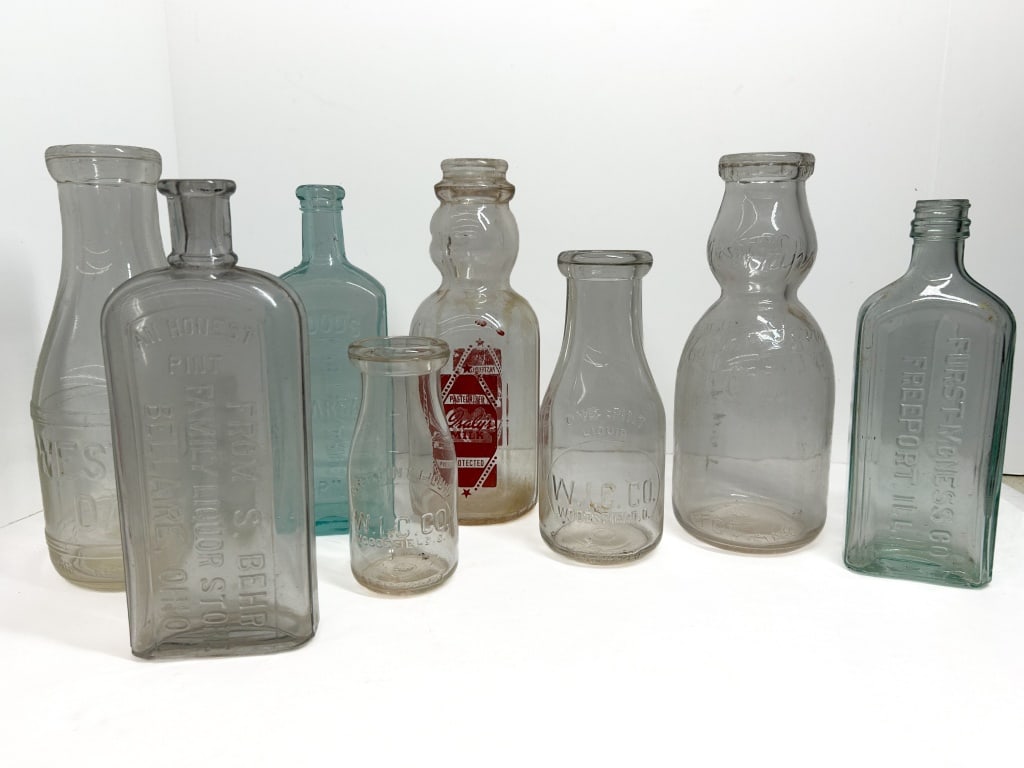 VARIOUS MAKERS, GLASS ADVERTISING BOTTLES, 1900-1950 (1 of 9)
