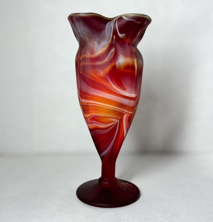 IMPERIAL GLASS RED SLAG VASE, MID-20TH CENTURY (1 of 6)