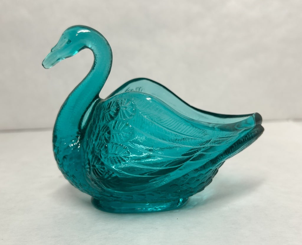 FENTON AQUA GLASS SWAN DISH, 1971 (1 of 8)