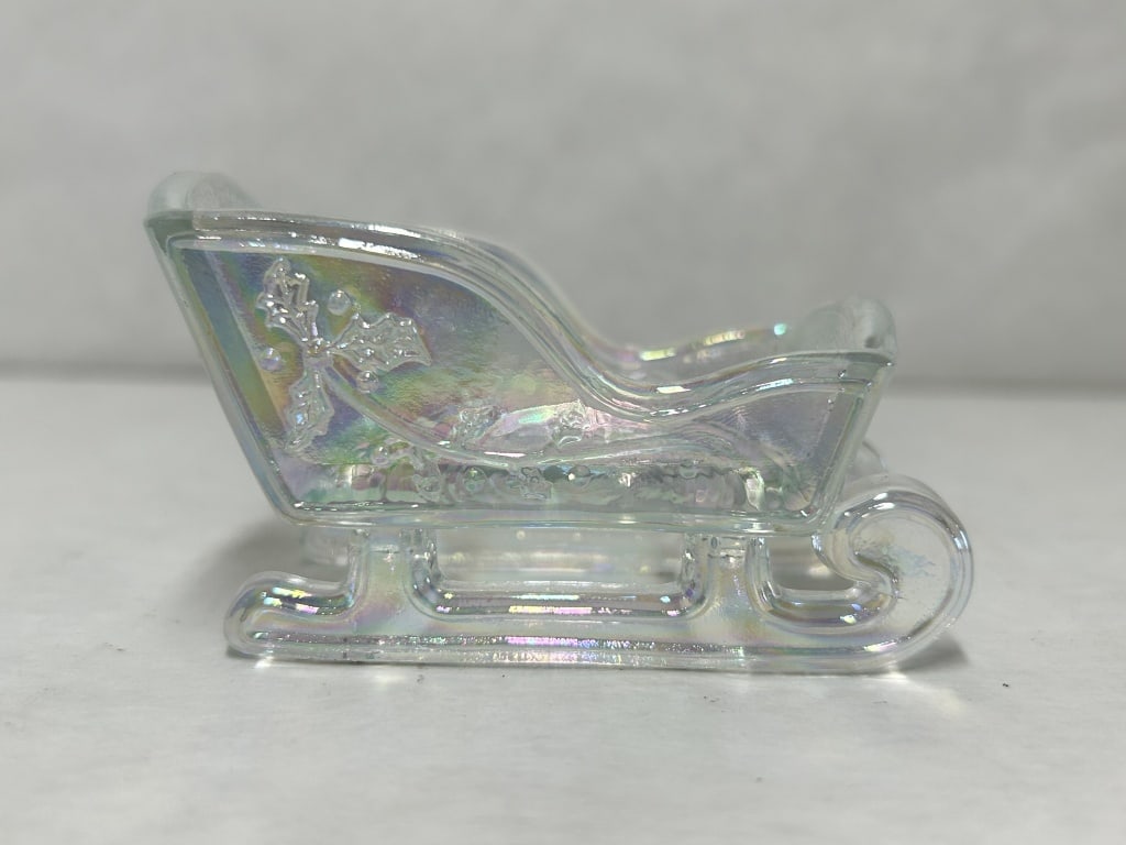 MOSSER IRIDESCENT GLASS SLEIGH: Mosser glass