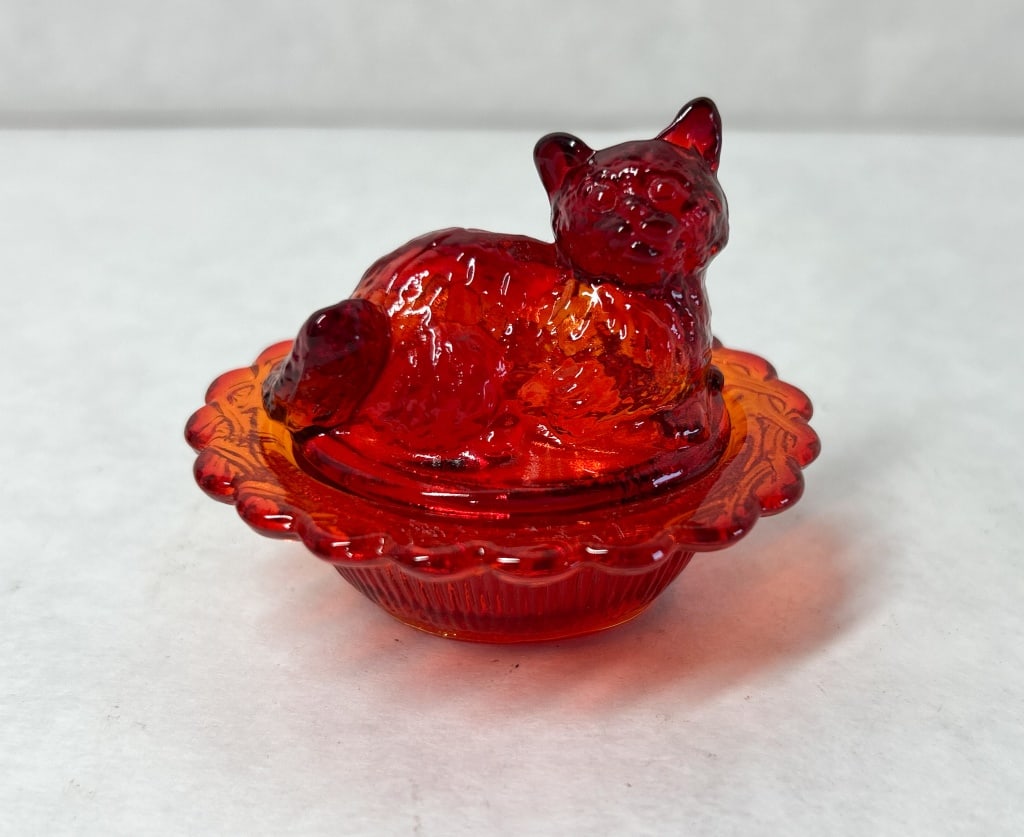 MOSSER x MADDIES CAT RESCUE CAT ON NEST: New