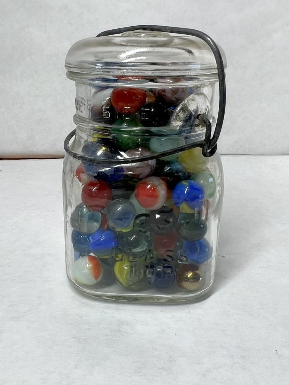 ILLINOIS GLASS CO MARBLES AND JAR (1 of 10)