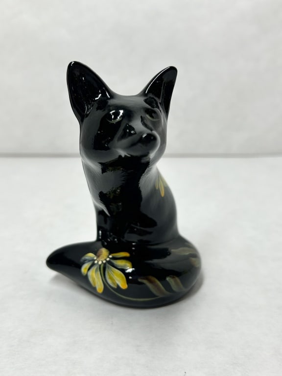 FENTON EBONY HANDPAINTED FOX FIGURINE (1 of 6)