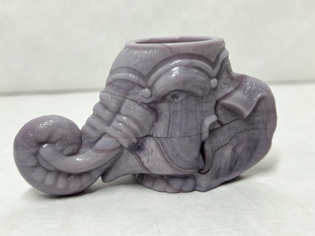 BOYD GLASS PURPLE SLAG ELEPHANT (1 of 6)