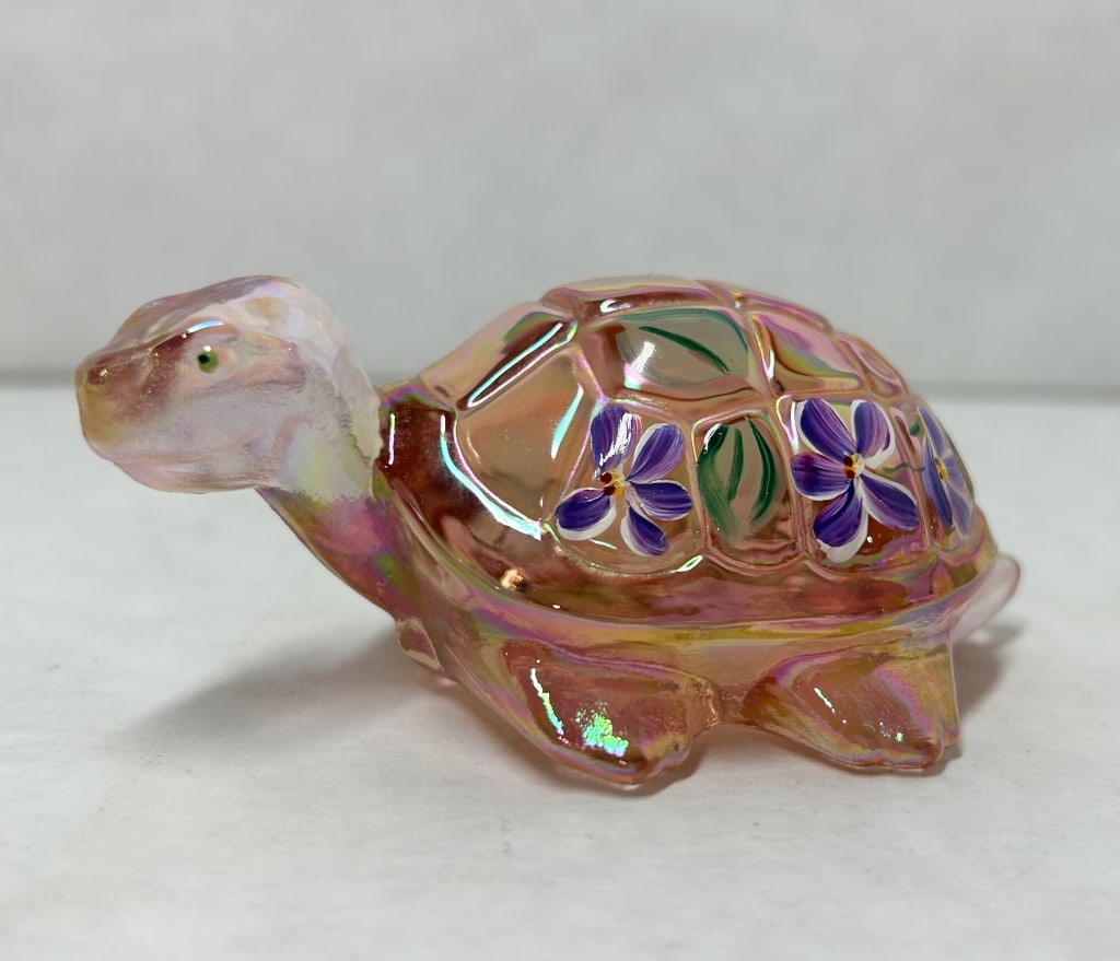 FENTON LENOX IRIDESCENT GLASS TURTLE (1 of 6)