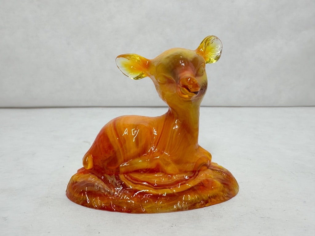 BOYD BINGO DEER AMBERINA SLAG: Glows