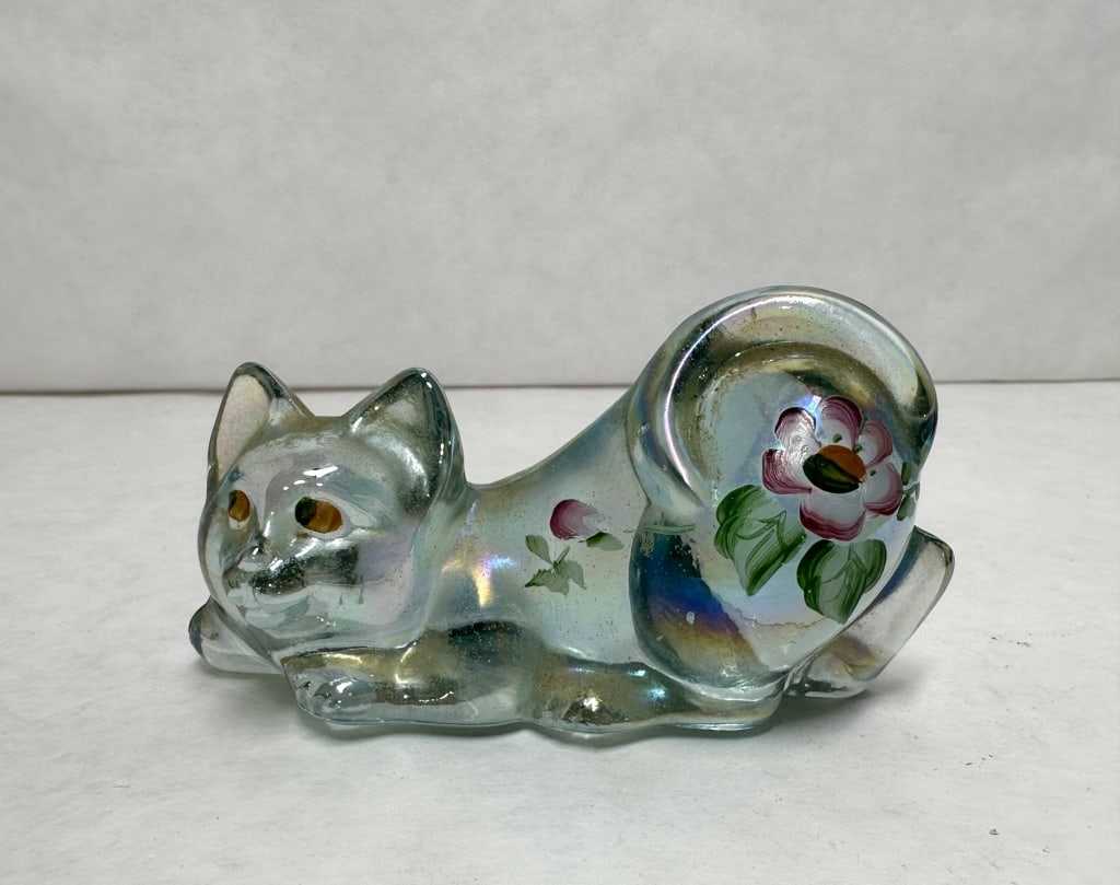FENTON IRIDESCENT GLASS CAT FIGURINES (1 of 7)