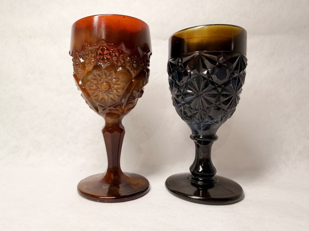BOYD BROWN/RED VINTAGE GLASS GOBLETS: .